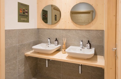 Valtellina Hostel | Ostello Alpino