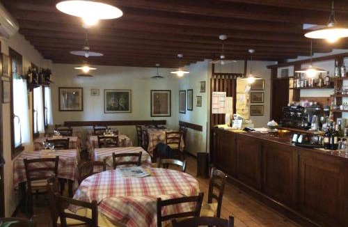 Ponzano Veneto House | Osteria La Pesa