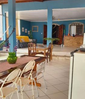 Barra de Guaratiba House | Pé nas trilhas