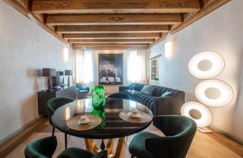 Citta Antica Apartment | Palazzo Reggiani - Lorenzo De Medici