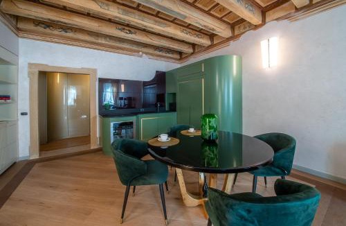 Citta Antica Apartment | Palazzo Reggiani - Lorenzo De Medici