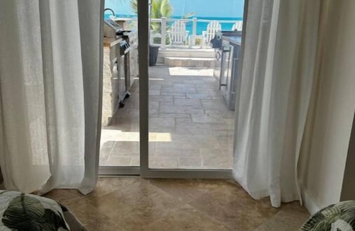 Spanish Wells House | Paradise at Sunset, Beach, Outdoor Bathtubs!