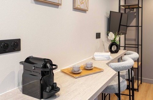 Plaisance Apartment | Paris - Best deal apartment