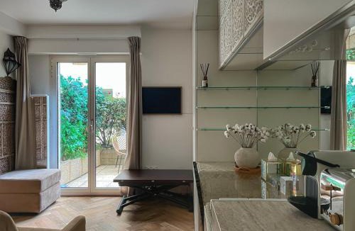 Passy Apartment | Paris Tour Eiffel