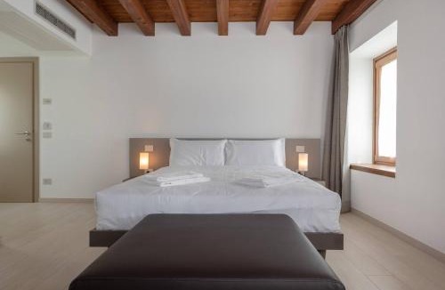 Valgatara House | Paverno Suites