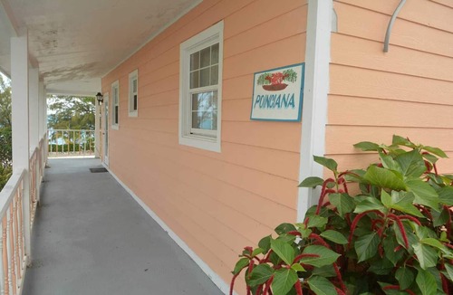 Rolleville Villa | Peach Seaview