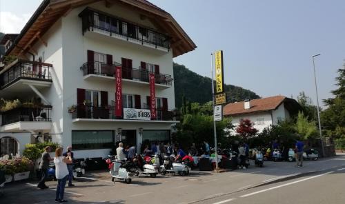 Auer Hotel | Pension Flora