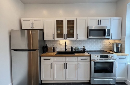 Bedford-Stuyvesant House | Penthouse Suite; Weekly cleanings, Fast WiFi, Washer/Dryer