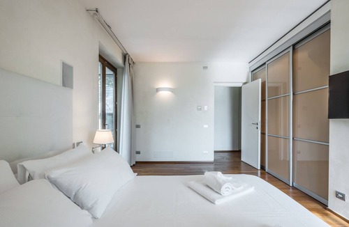 Sud-Ovest Apartment | Penthouse whit Roof Garden swimming pool