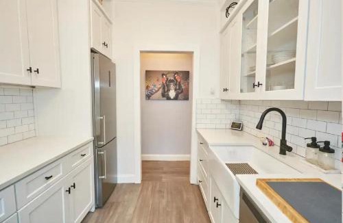 Brooklyn Apartment | Perfect Cozy Apartment Suite, 2 blox to subway