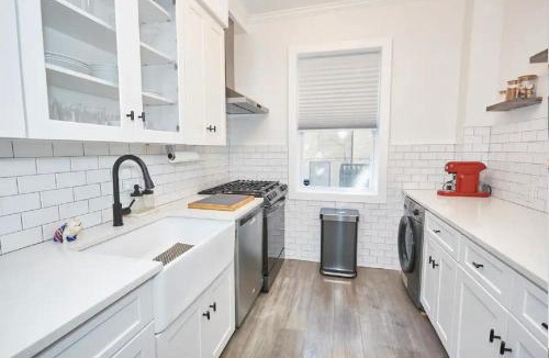 Brooklyn Apartment | Perfect Cozy Apartment Suite, 2 blox to subway