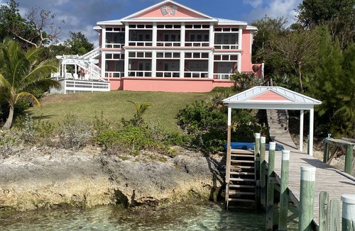 Green Turtle Cay House | Perfect Vacation Home. Private Dock, Plunge Pool, Ice Maker, 30kw Generator