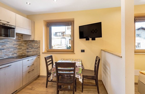 Trepalle Apartment | Pet-Friendly Apartment 'Angelina Casa Claudia' with Mountain View & Wi-Fi