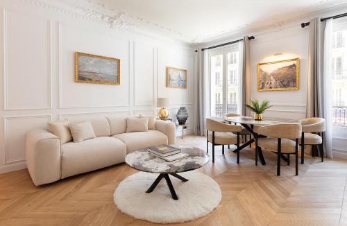 Chaussee-d'Antin Apartment | Pick A Flat's Apartments in Opéra - Rue La Fayette