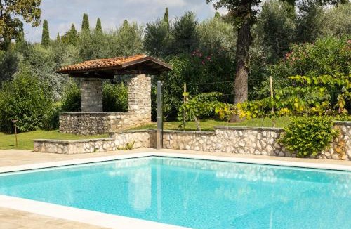 Puegnago del Garda House | PODERI LA ROCCHETTA Countryside Estate on the Hills of Lake Garda