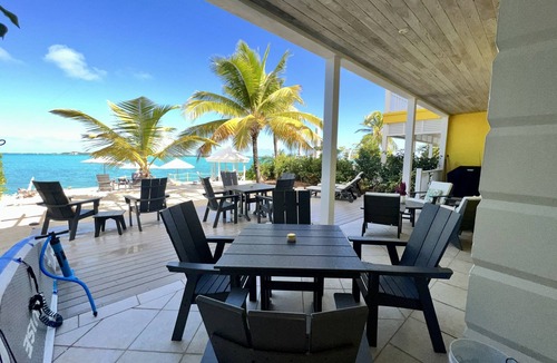 George Town Villa | Point of View: Oceanfront 4bd 4.5ba Luxury Villa w Dock in February Point, Exuma
