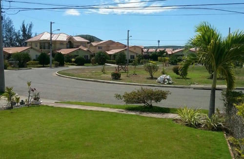 Caribbean Estates Cabin | Portmore Country Club Elegance