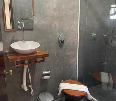 Itauna Hotel | Pousada do Suiço