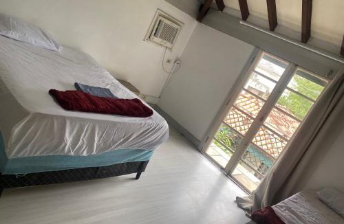 Barra da Tijuca Hostel | Pousada Mansão Marapandi