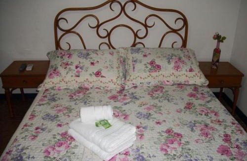 Campo Alegre Hotel | Pousada Ypê Amarelo
