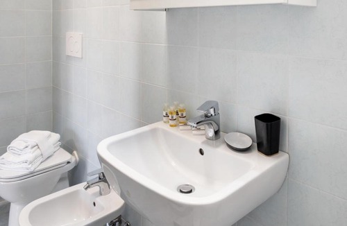Historic Centre Apartment | Prato della Valle Red & Blu Studios