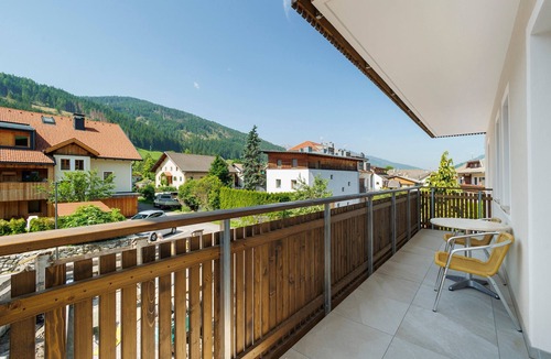 Villabassa Apartment | Premium Apartment Hofer Elisabeth – Fast Internet, Free Parking