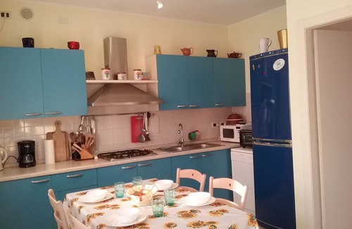 Montioni Apartment | Prestigious and comfortable apartment with swimming pool in Lazise for relaxing vacations