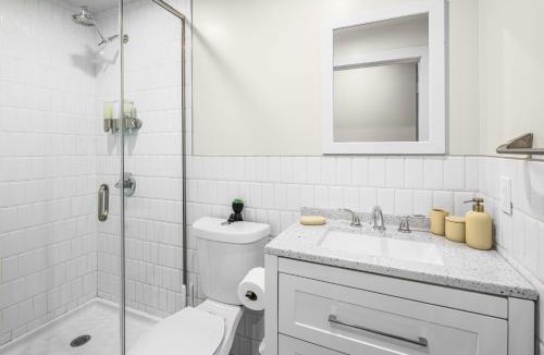 Bowery Apartment | Prime NYC Location 4BR Spacious Haven