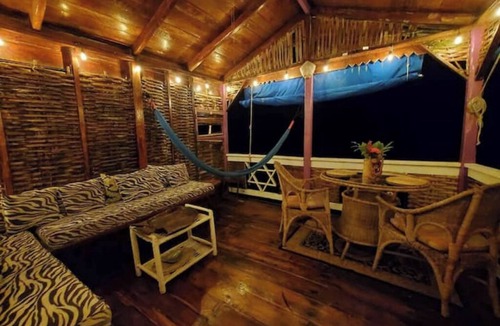 Cave Cottage | Private beachfront paradise 2cottages & 2 rooms in Bluefield's Bay AC, Wi-Fi