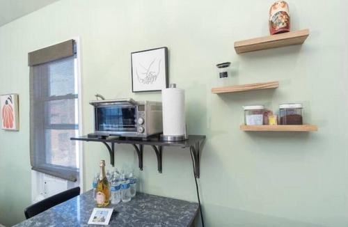 Sea Gate Apartment | Private entrance studio with bathroom