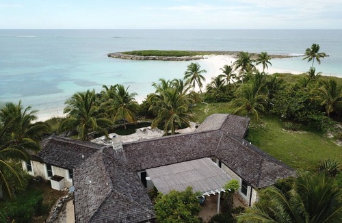 Governor's Harbour House | Private Luxury Beachfront Estate on Spectacular Twin Coves Beach
