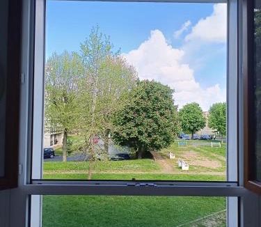 Chevilly-Larue House | Private Room in Cozy Homestay - Line 14, Direct Access to Paris - Airport Orly