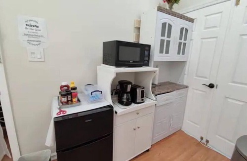 Queens Apartment | Private Room with bathroom, 10 mins from Manhattan