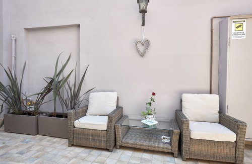 Sud-Est Apartment | PROFESSOR'S NEST 11 - VERONA APARTMENTS