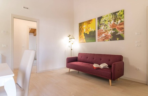 Cimadolmo Apartment | Prosecco is a spacious and sunny apartment