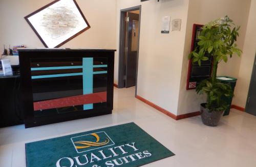Brooklyn Hotel | Quality Inn near Sunset Park