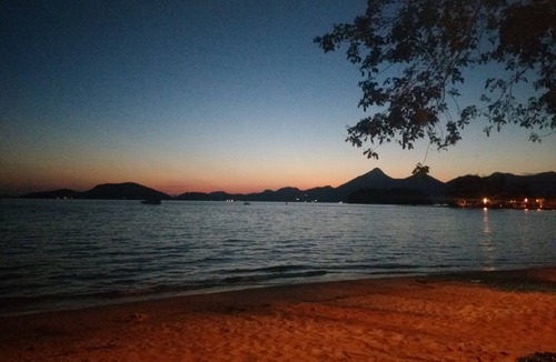 Itinga Ski Chalet | Quiet place, surrounded by natural beauty: beaches, waterfalls and islands.