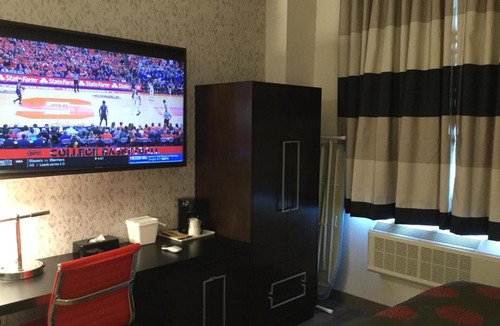Concourse Hotel | Ramada by Wyndham Bronx Terminal