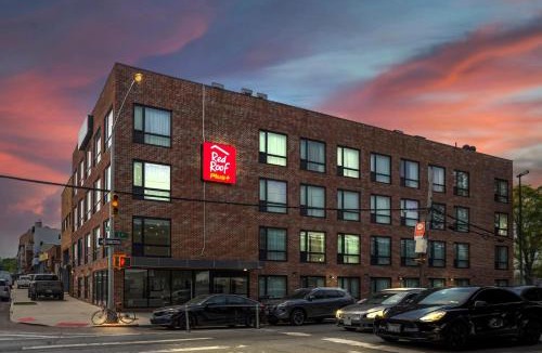Greenwood Hotel | Red Roof PLUS Brooklyn - 3rd Ave
