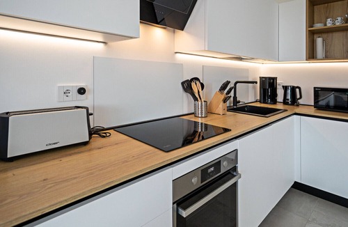 Lazise Apartment | Regarda - Casa Erika with big terrace, swimming pool, wifi