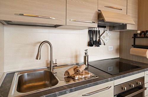Montioni Apartment | Regarda - "The Place" modern two-bedroom apartment with pool, garage, air conditioning