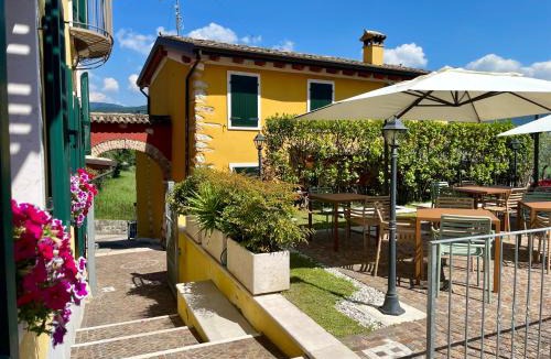Caprino Veronese Bed & Breakfast | Relais Fontana Rosa B&B Wellness