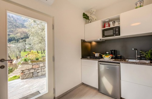 Limone sul Garda House | Relais Nanzello Garda Living 2 with Private Garden, Limone sul Garda, Italy