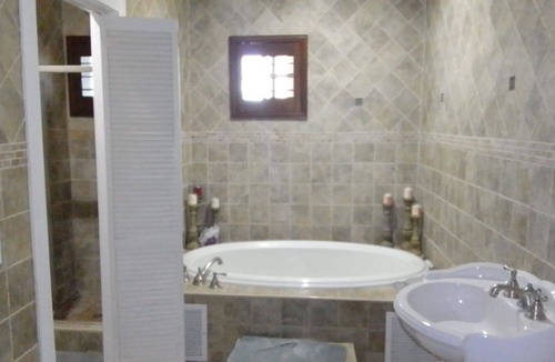 Bahamia West House | Relaxing and quiet home with private pool, 5 minutes from the beach