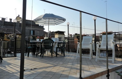Castello Apartment | RENIER HOUSE - BIENNALE