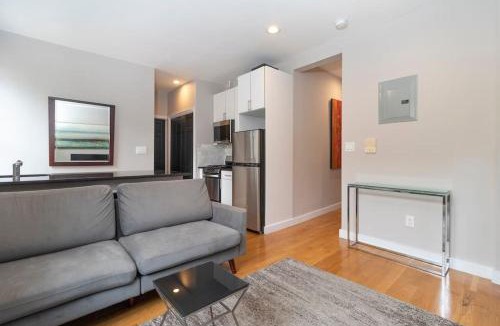 Bowery Apartment | Renovated Lower Eastside 2BR Washer Dryer