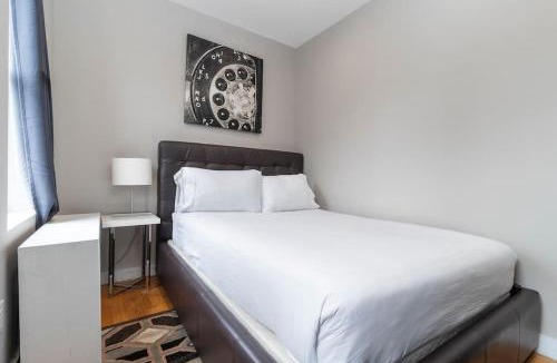 Bowery Apartment | Renovated Lower Eastside 2BR Washer Dryer