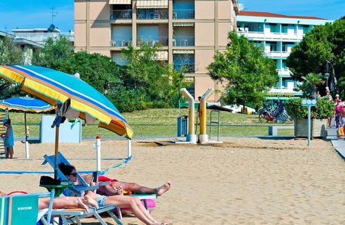Bibione Lido del Sole Apartment | Residence Ambassador - Apartment Trilo with washing machine AGSOL (2900)