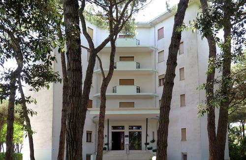 Jesolo Pineta Apartment | Residence Ariston by Interhome