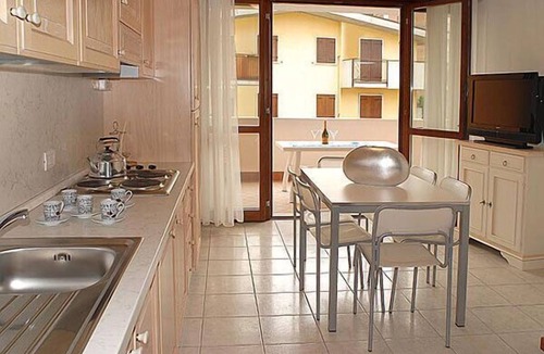 Peschiera del Garda House | Residence Garda Palace